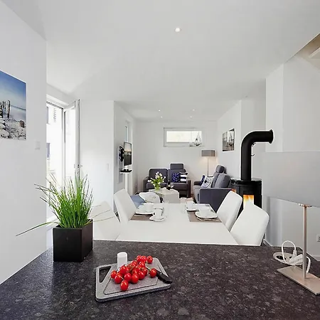 Ferienhaus Mit Meerblick Und Terrasse