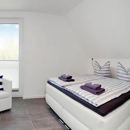 度假居 Mit Meerblick Und Terrasse 佩讷明德