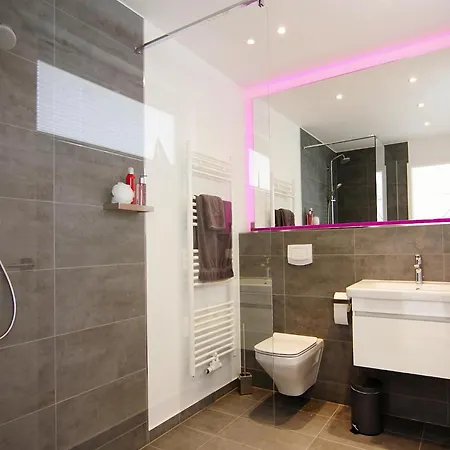 Am Yachthafen In * Peenemunde