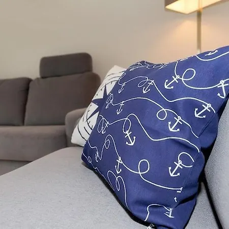 Am Yachthafen In * Peenemunde