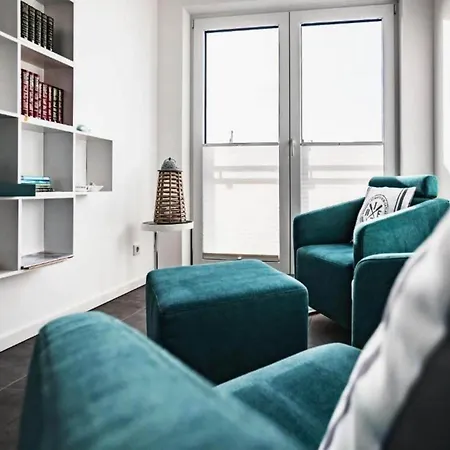 Mit Meerblick Und Terrasse Ferienhaus